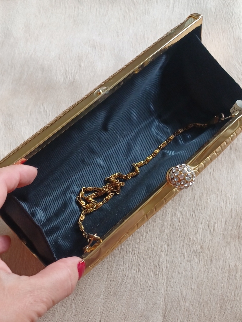 Gold Clutch - Picture 11 of 14
